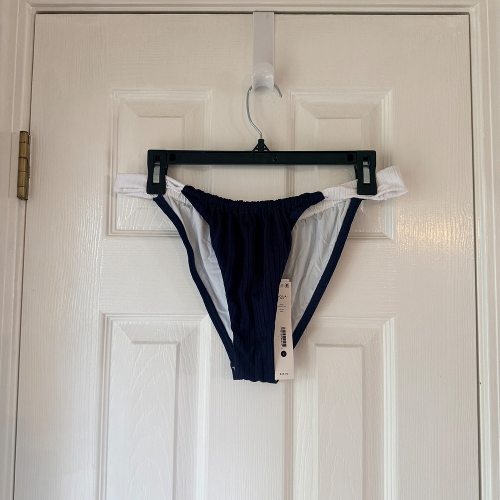 AQUA Swim Navy Ribbed Bikini Bottoms Size L